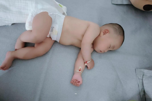 如皋宝宝短发型女
